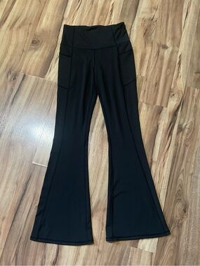 Vibes Collection High Rise Flared Active Leggings Black Bell Bottom Pockets Sz S